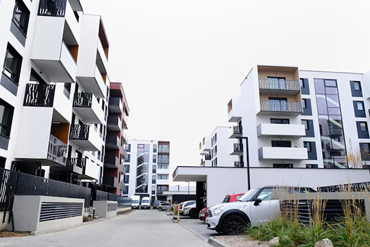 street-cozy-courtyard-modern1A street-cozy-courtyard-modern1A